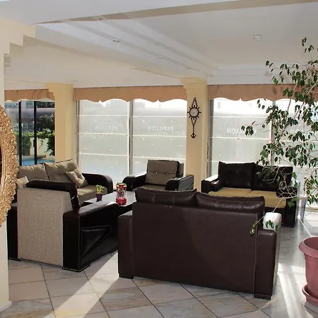 Papillon Hotel *