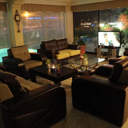 ホテル Papillon *